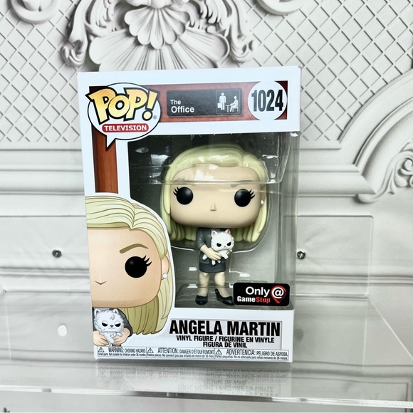 The Office Angela Martin W/ Sprinkles #1024 Funko Pop - Picture 2 of 5